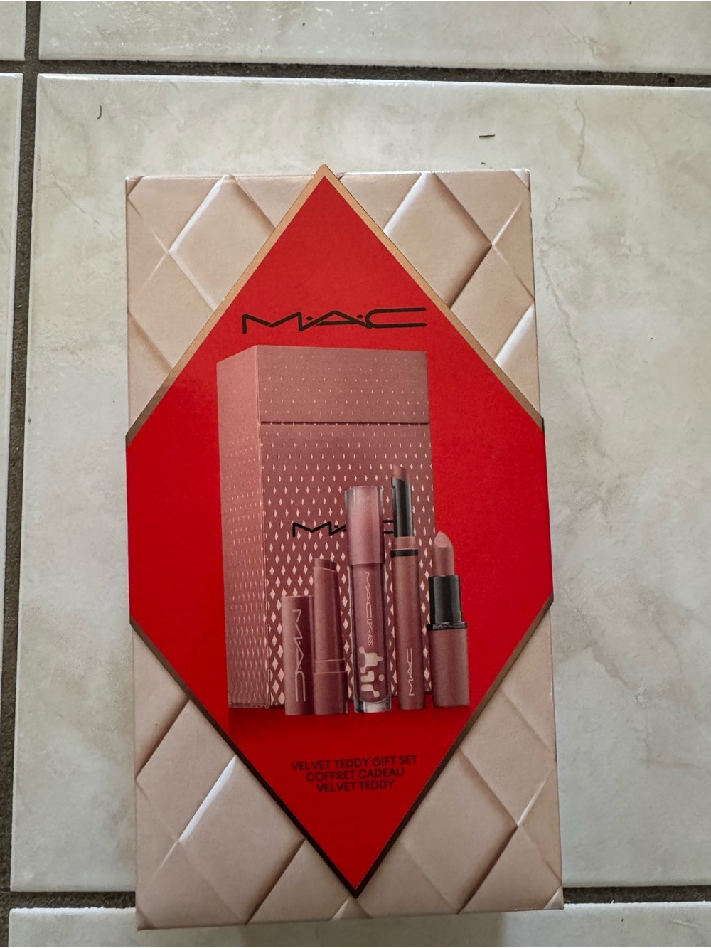 MAC Velvet Teddy Lip Gift Set